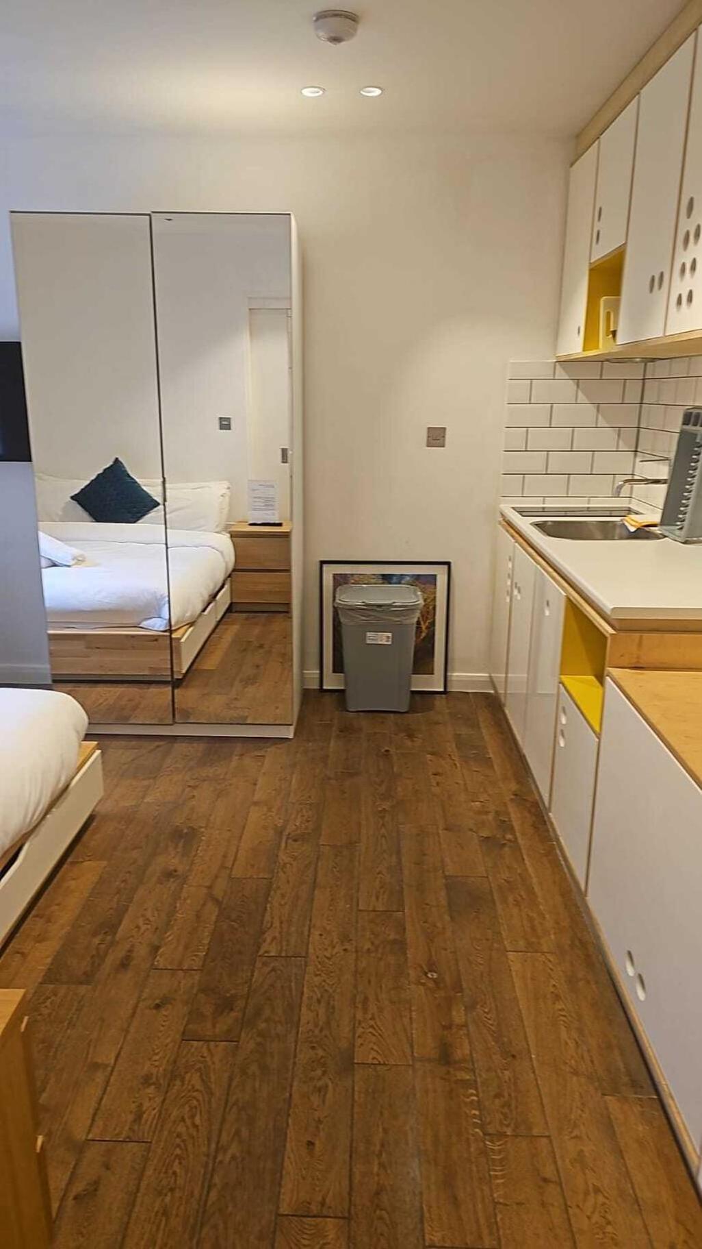 The Chapter- Knightsbridge Suites Londres Habitación foto